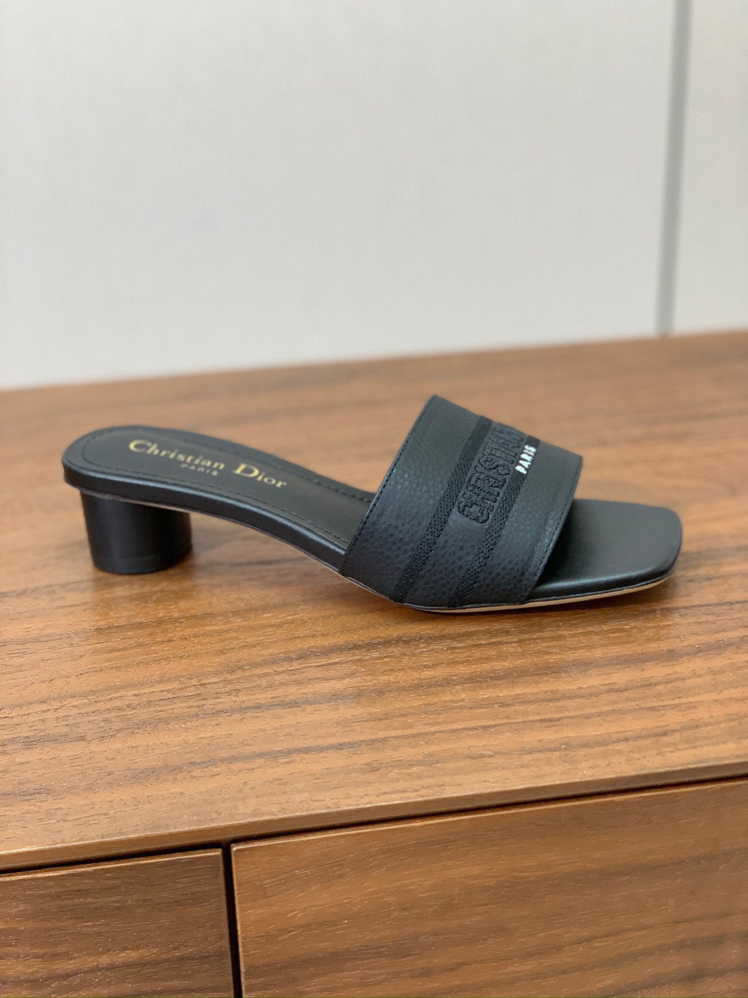 DIOR 25S HIGH-HEEL SANDALS 40 MM IN BLACK CALFSKIN