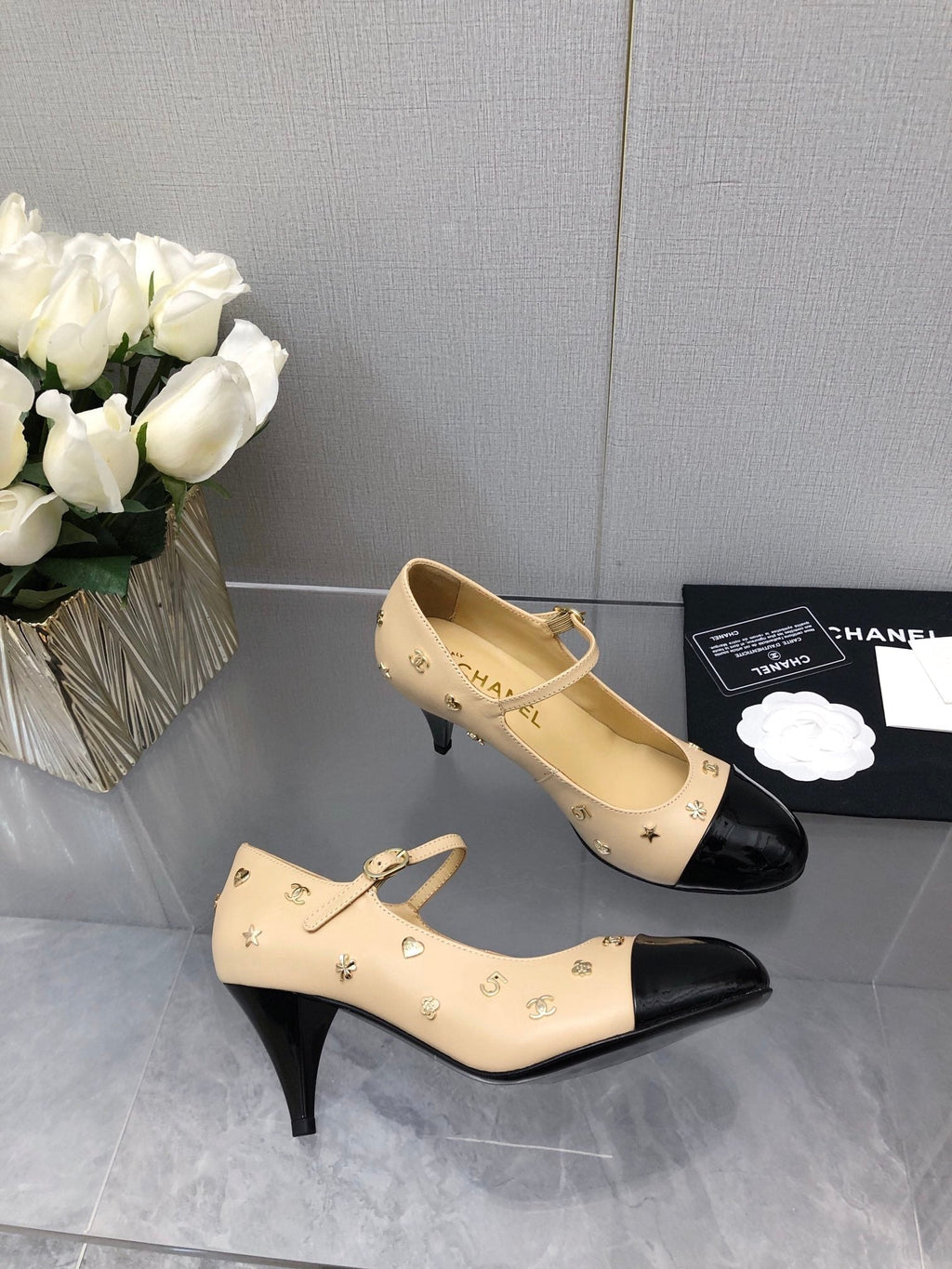 CHANEL MARY JANE BEIGE CREAM MIX BLACK LAMBSKIN ATTACH METAL