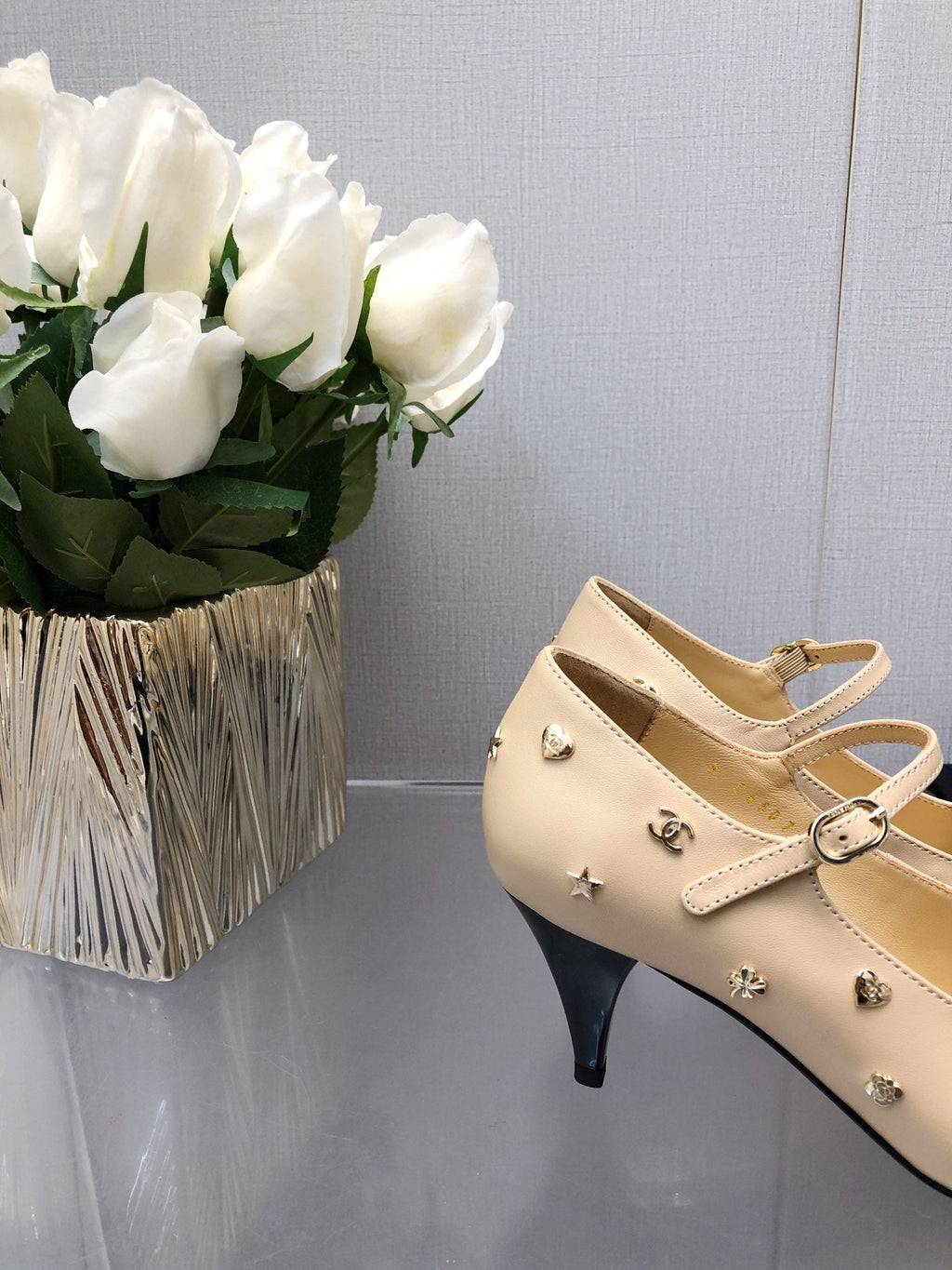 CHANEL MARY JANE BEIGE CREAM MIX BLACK LAMBSKIN ATTACH METAL