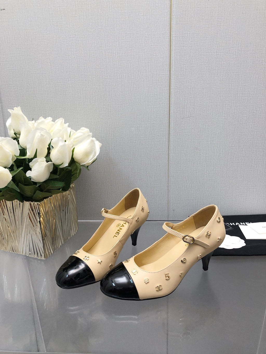 CHANEL MARY JANE BEIGE CREAM MIX BLACK LAMBSKIN ATTACH METAL