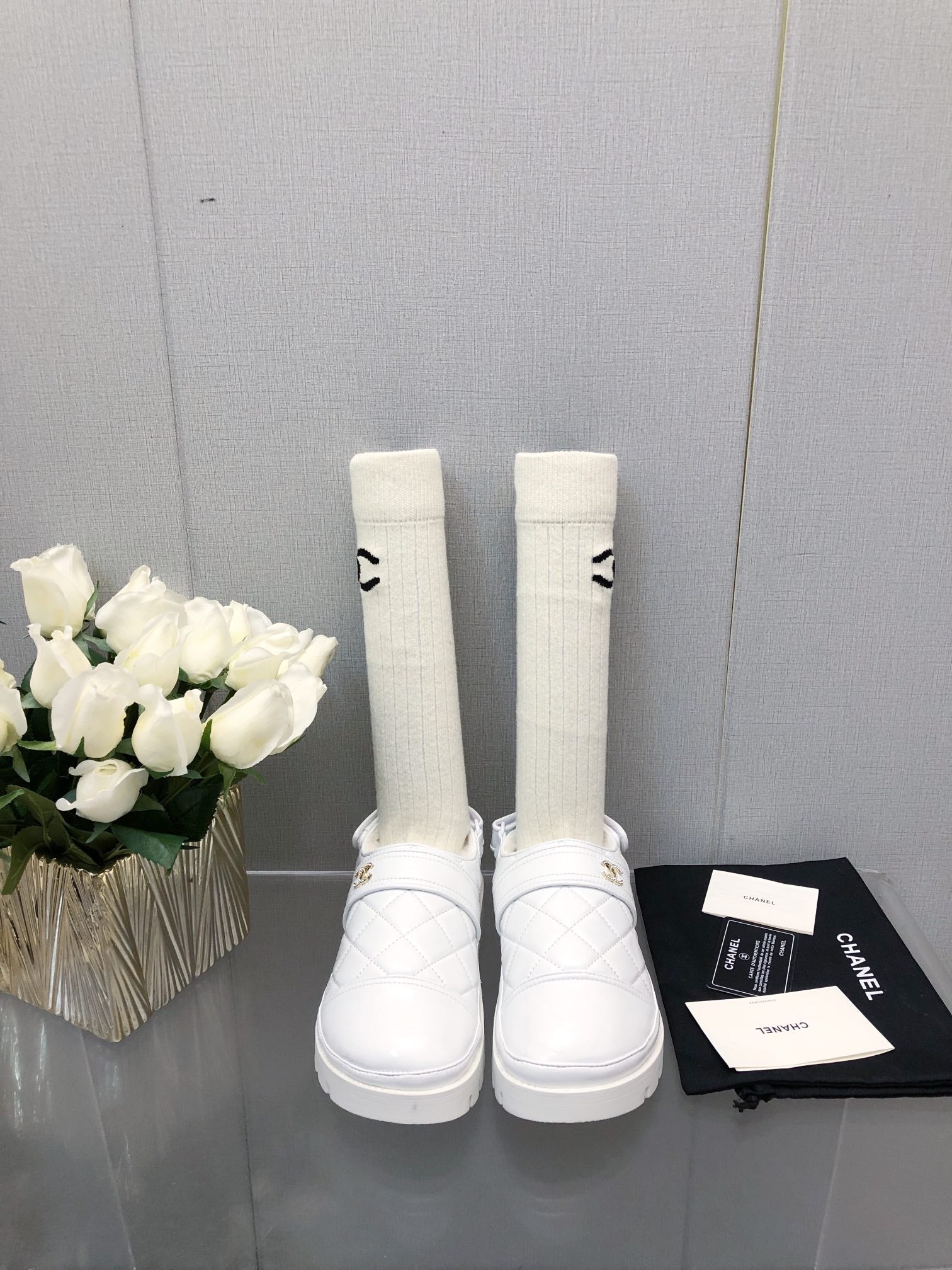 CHANEL CHUNKY PLATFORM SHEARLING SLIPPER WHITE LAMBSKIN