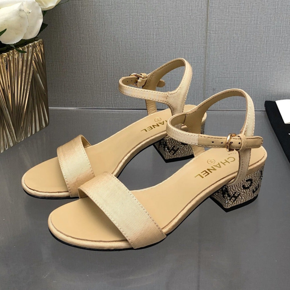 CHANEL BLOCK HEEL WITH CRYSTAL 5 CM SANDAL IN SAND BROWN FABRIC