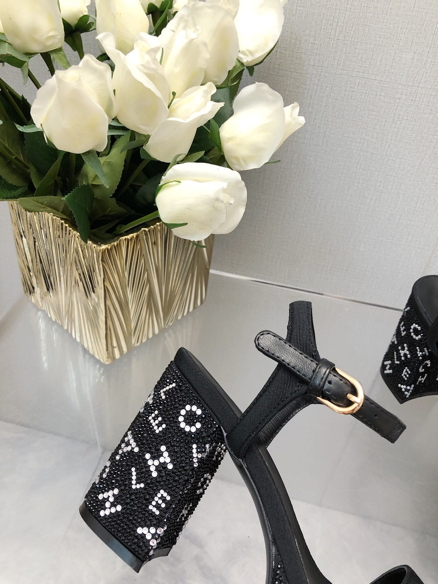CHANEL BLOCK HEEL WITH CRYSTAL 9 CM SANDAL IN BLACK FABRIC