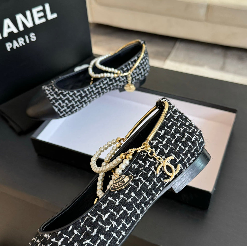 CHANEL Double Strap Chunky Heel Mary Jane Shoes Black/White Caro
