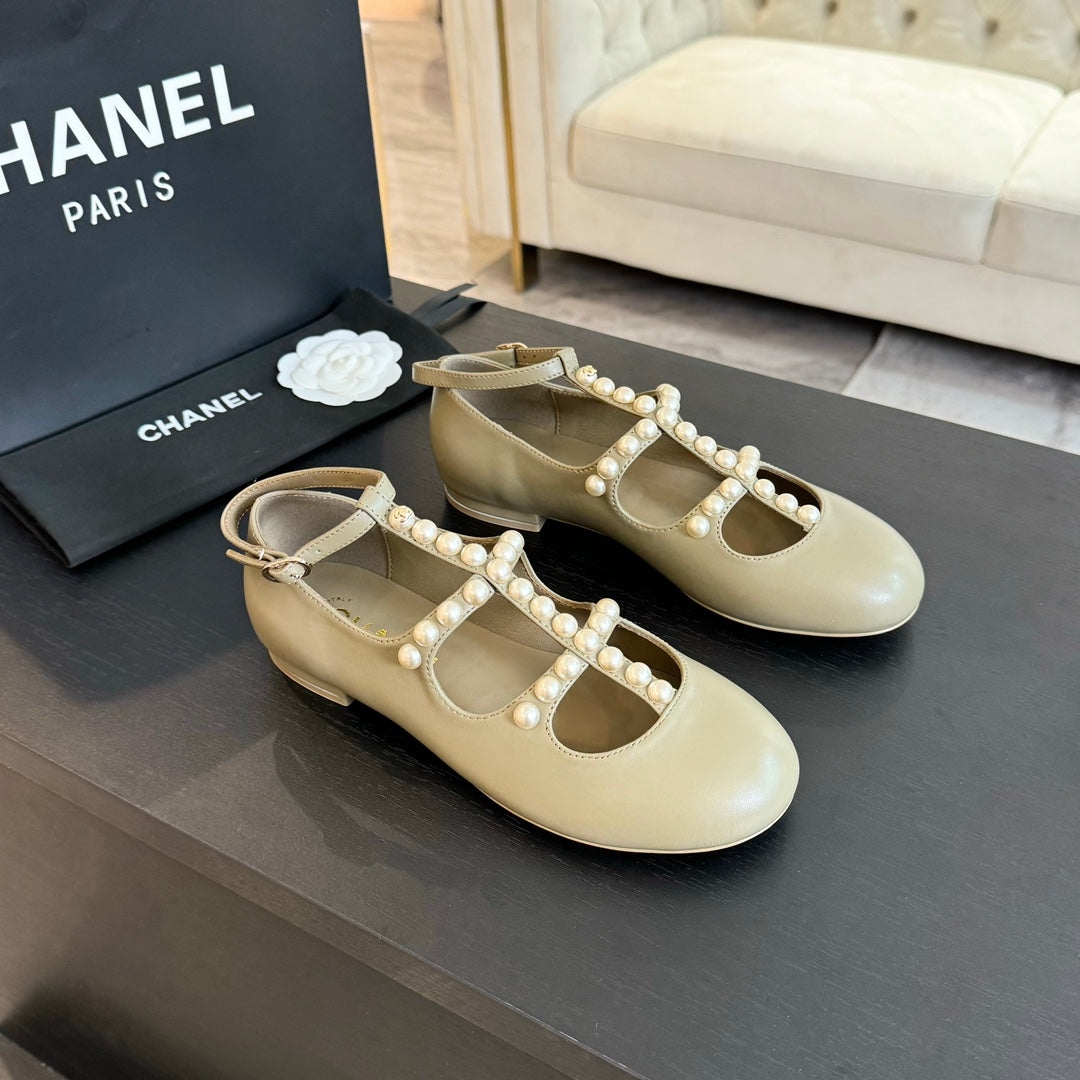 CHANEL MARY JANES SHOES ECRU BEIGE GOATSKIN WITH FAUX PEARL