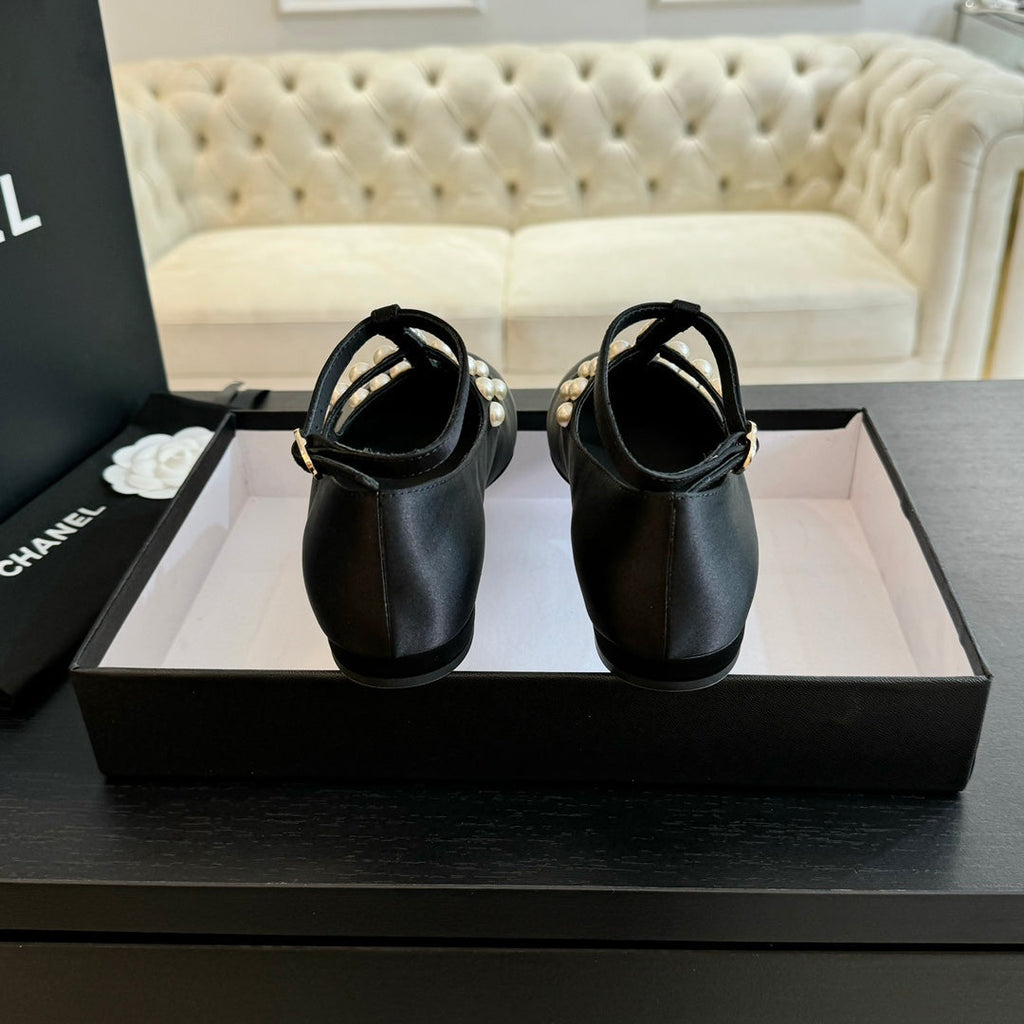 CHANEL MARY JANES SHOES BLACK GOATSKIN WITH FAUX PEARL