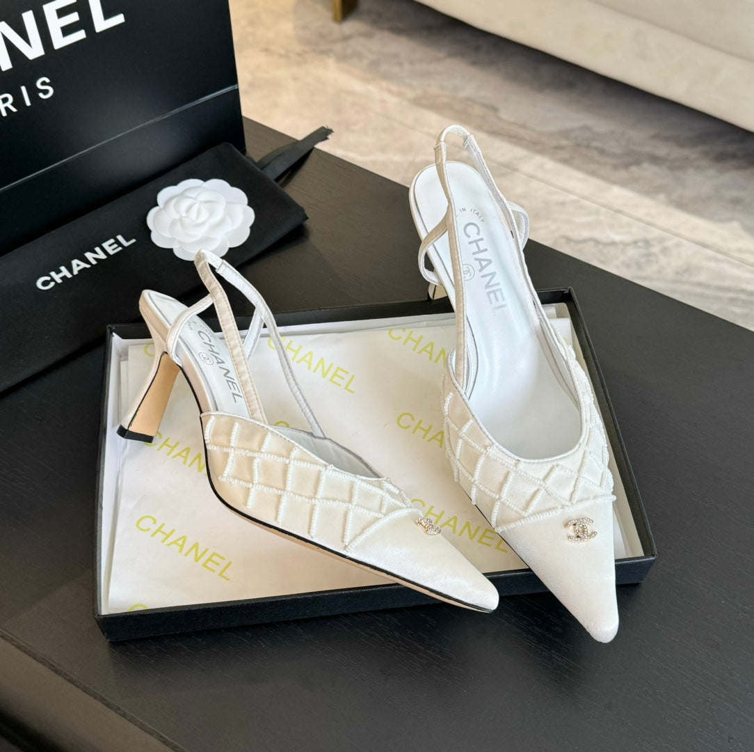 CHANEL POINTED SLINGBACK MID HEELS WHITE LAMBSKIN