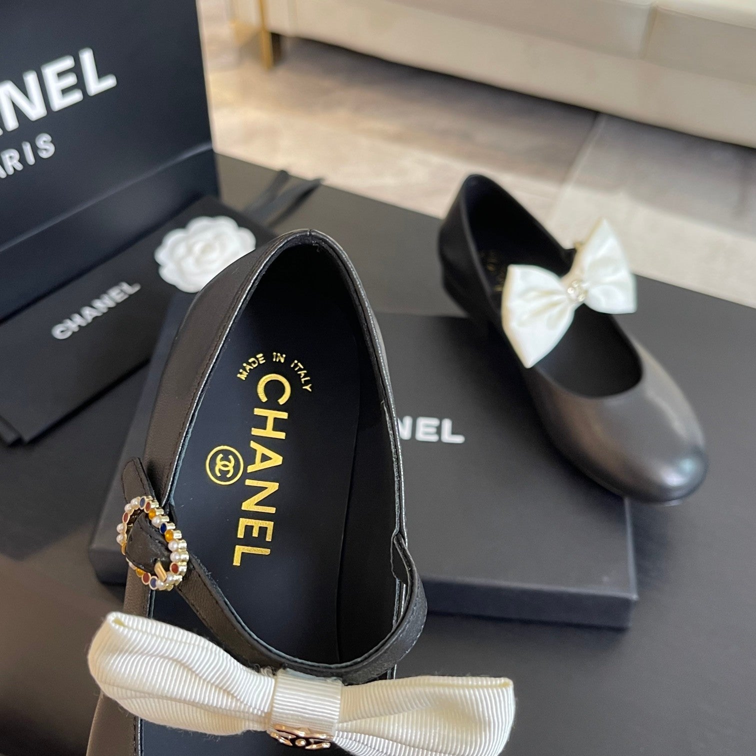 CHANEL BALLET FLAT BLACK LAMBSKIN WITH WHITE BOW