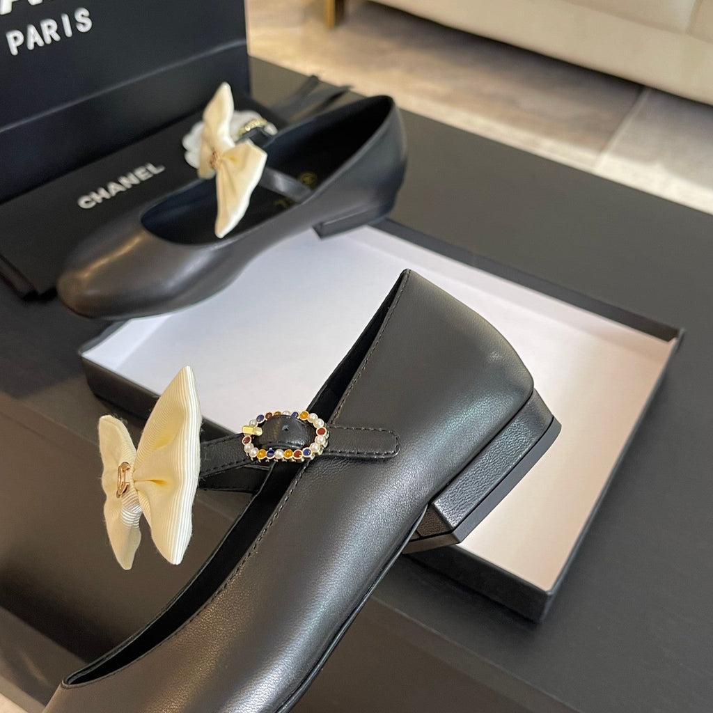 CHANEL BALLET FLAT BLACK LAMBSKIN WITH WHITE BOW