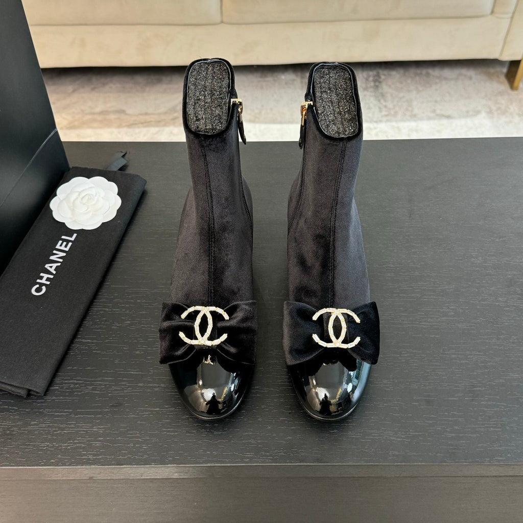 CHANEL SHORT BOOTS IN BLACK VELVET AND LAMBSKIN