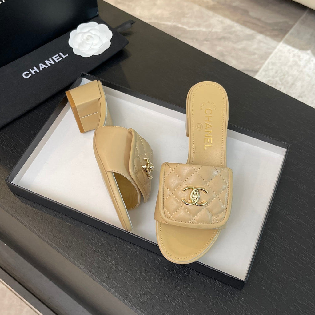 CHANEL MID-HEEL 5 CM MULE IN TUSCAN BEIGE LAMBSKIN