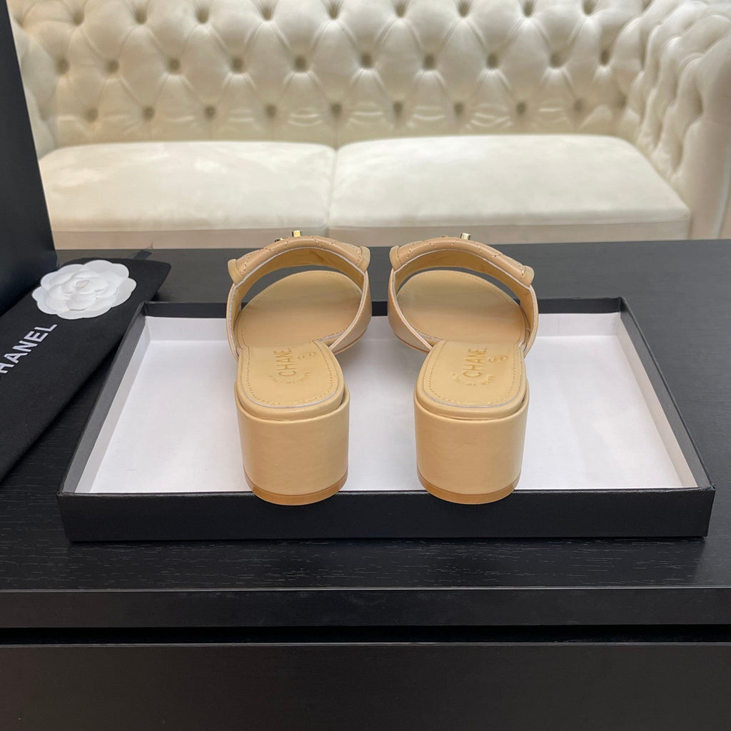 CHANEL MID-HEEL 5 CM MULE IN TUSCAN BEIGE LAMBSKIN