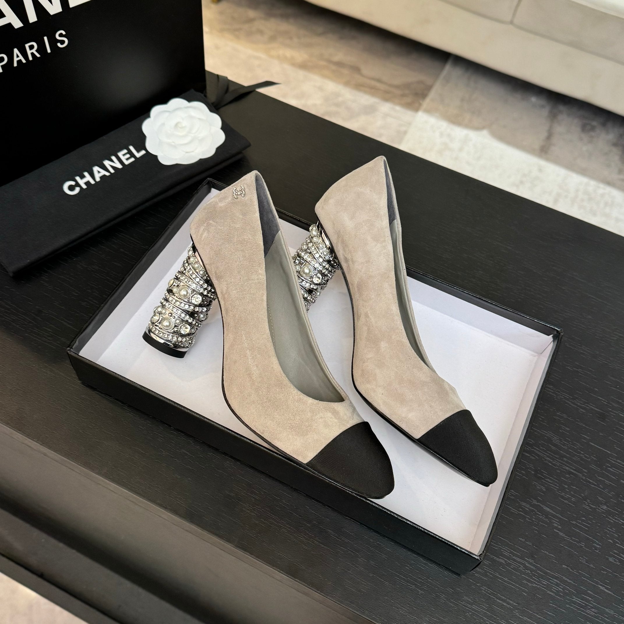 CHANEL HIGH HEEL 85 MM SANDALS IN PALE GRAY SUEDE AND BLACK FABRIC