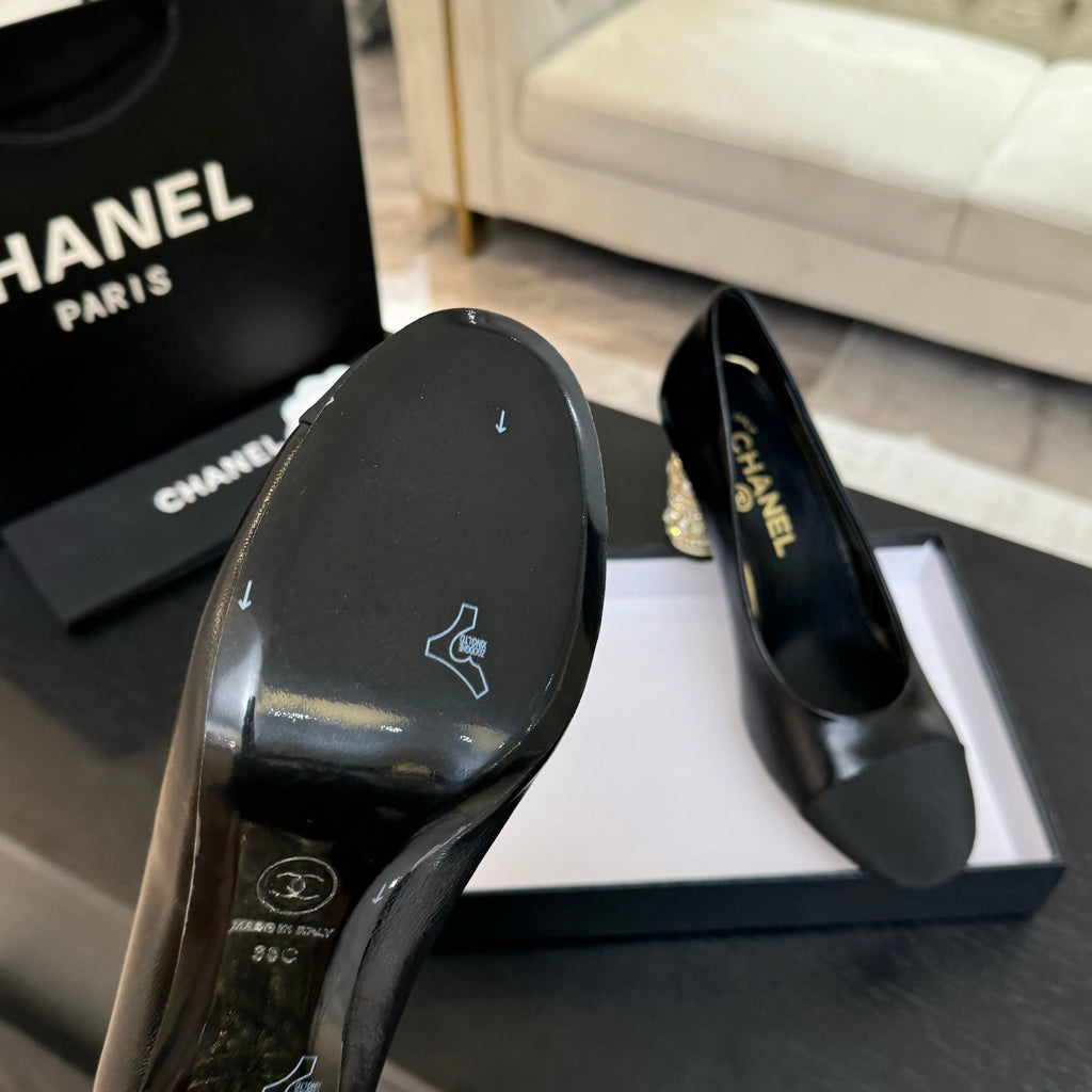 CHANEL HIGH HEEL 85 MM SANDALS IN BLACK CALFSKIN AND FABRIC