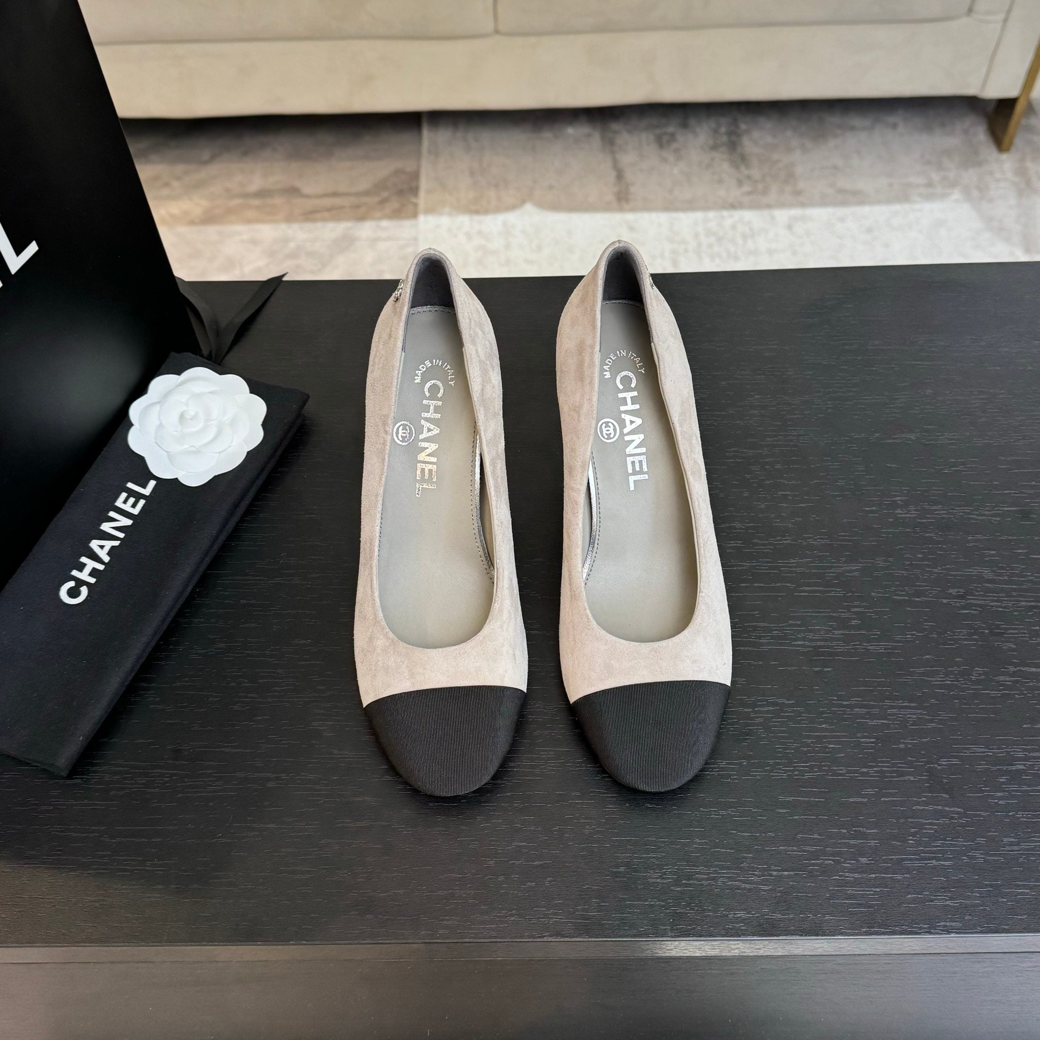 CHANEL HIGH HEEL 85 MM SANDALS IN PALE GRAY SUEDE AND BLACK FABRIC