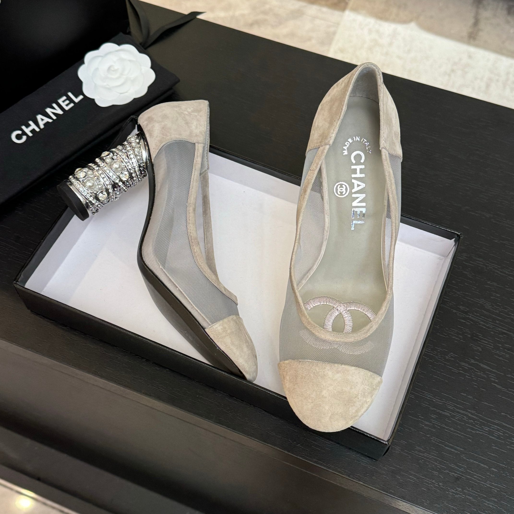 CHANEL HIGH HEEL 85 MM SANDALS IN PALE GRAY SUEDE AND MESH