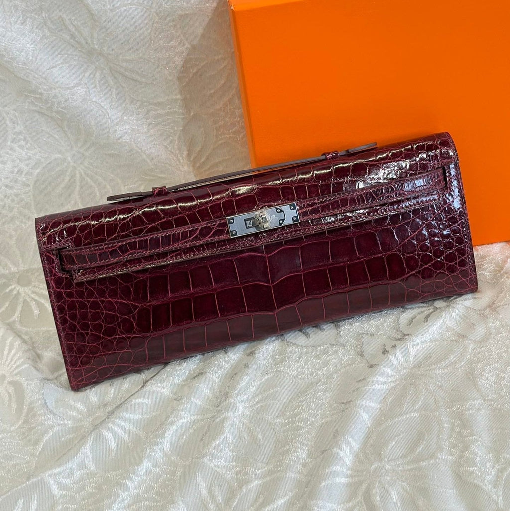 HERMES KELLY CUT 31 IN SANGRIA PURPLE SHINNY ALLIGATOR LEATHER WITH SILVER HARDWARE