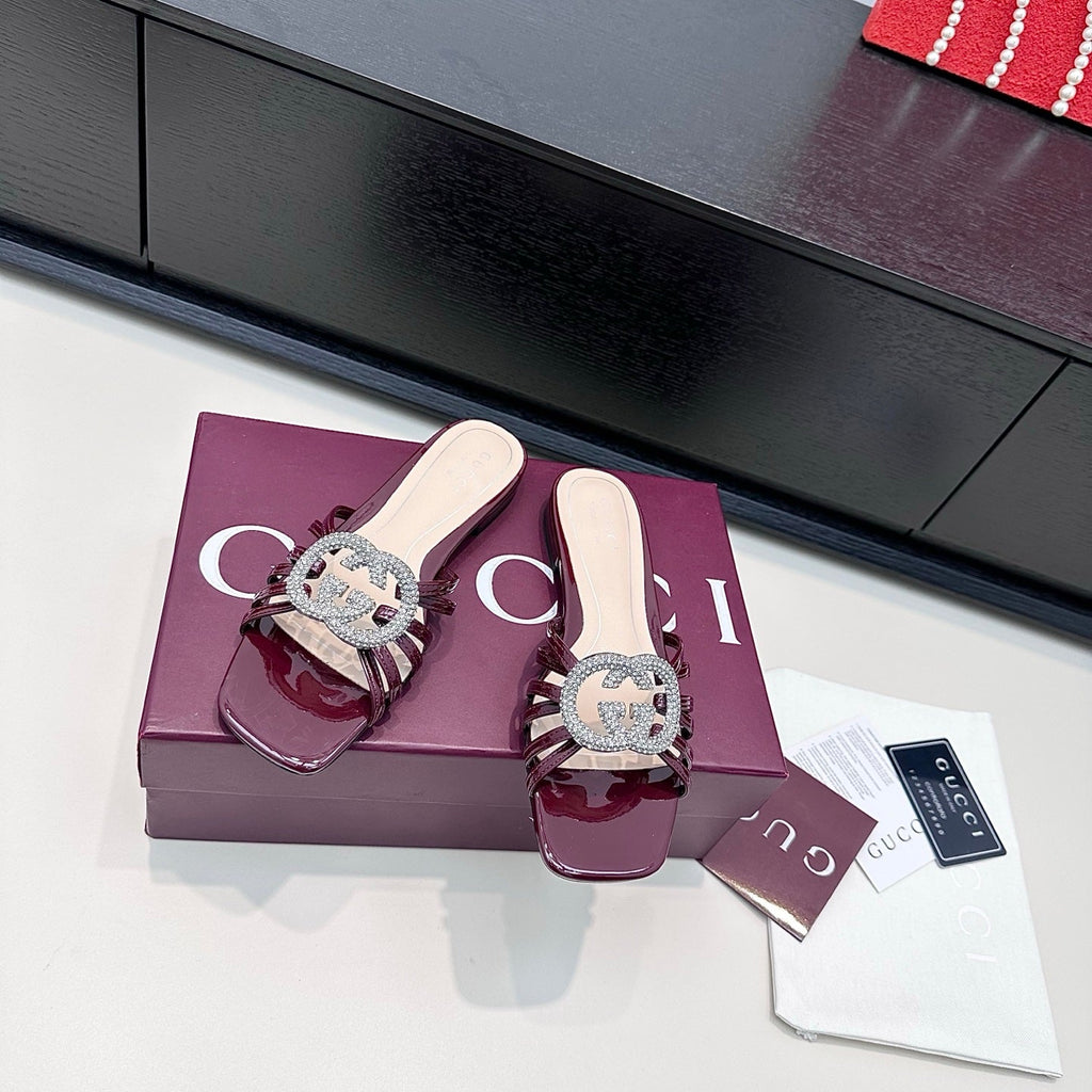 GUCCI 26S FLAT SLIDES IN DARK RED CALFSKIN WITH CRYSTAL