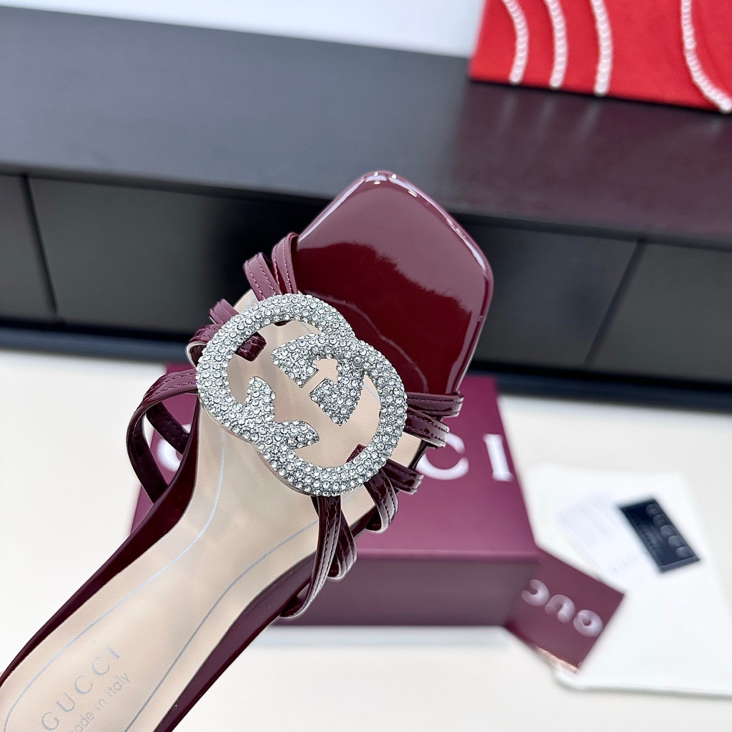 GUCCI 26S FLAT SLIDES IN DARK RED CALFSKIN WITH CRYSTAL
