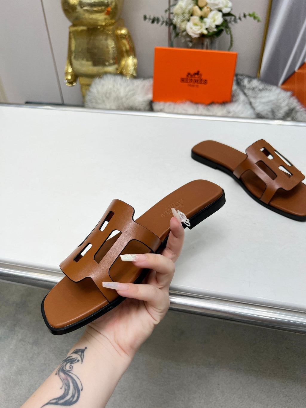 HERMES FLATFORM SANDAL CARAMEL CALFSKIN