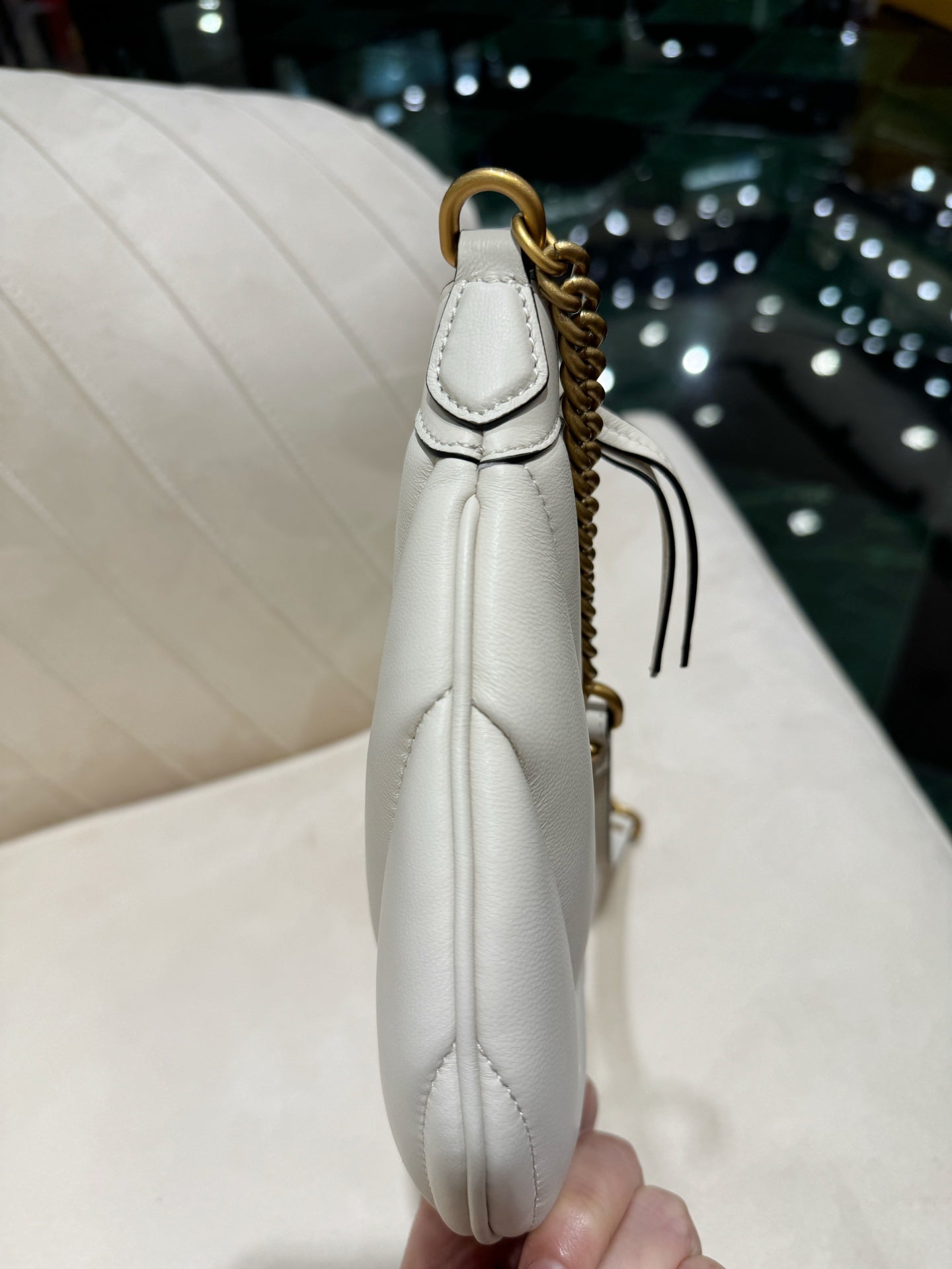 GUCCI SMALL 26 MARMONT BAG IN WHITE CALFSKIN