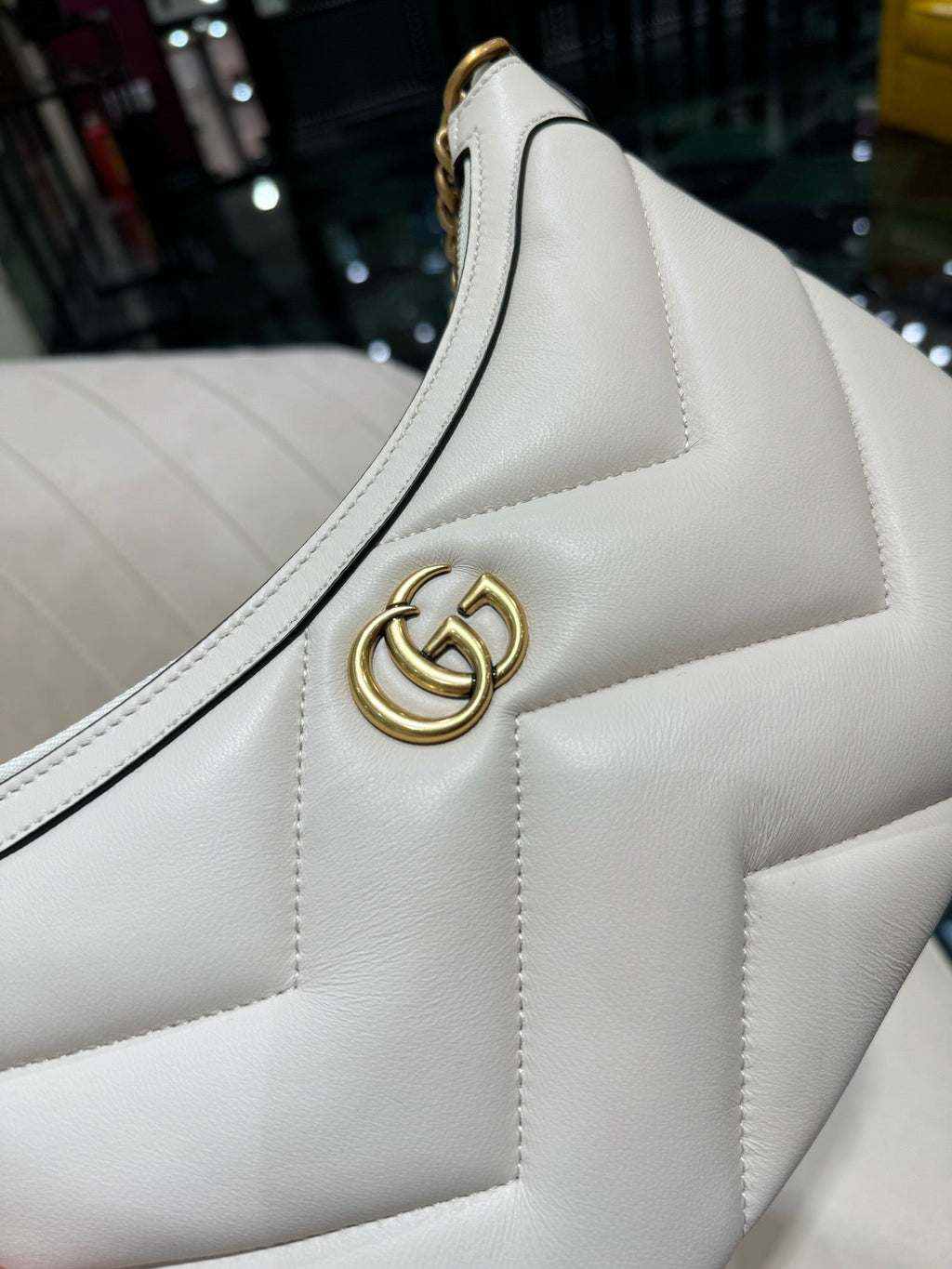 GUCCI SMALL 26 MARMONT BAG IN WHITE CALFSKIN