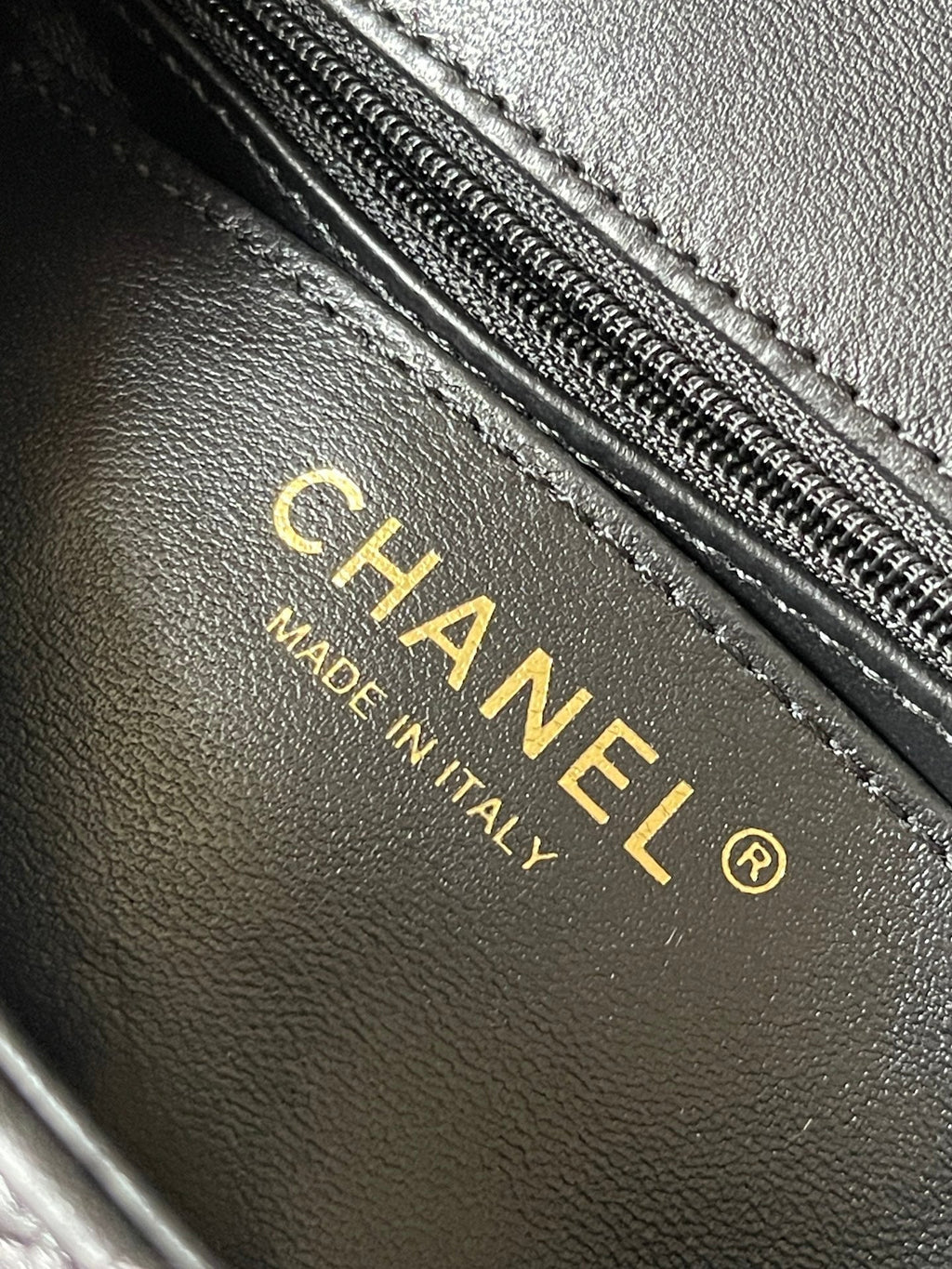 CHANEL MINI 18 FLAP BAG IN BLACK LAMBSKIN