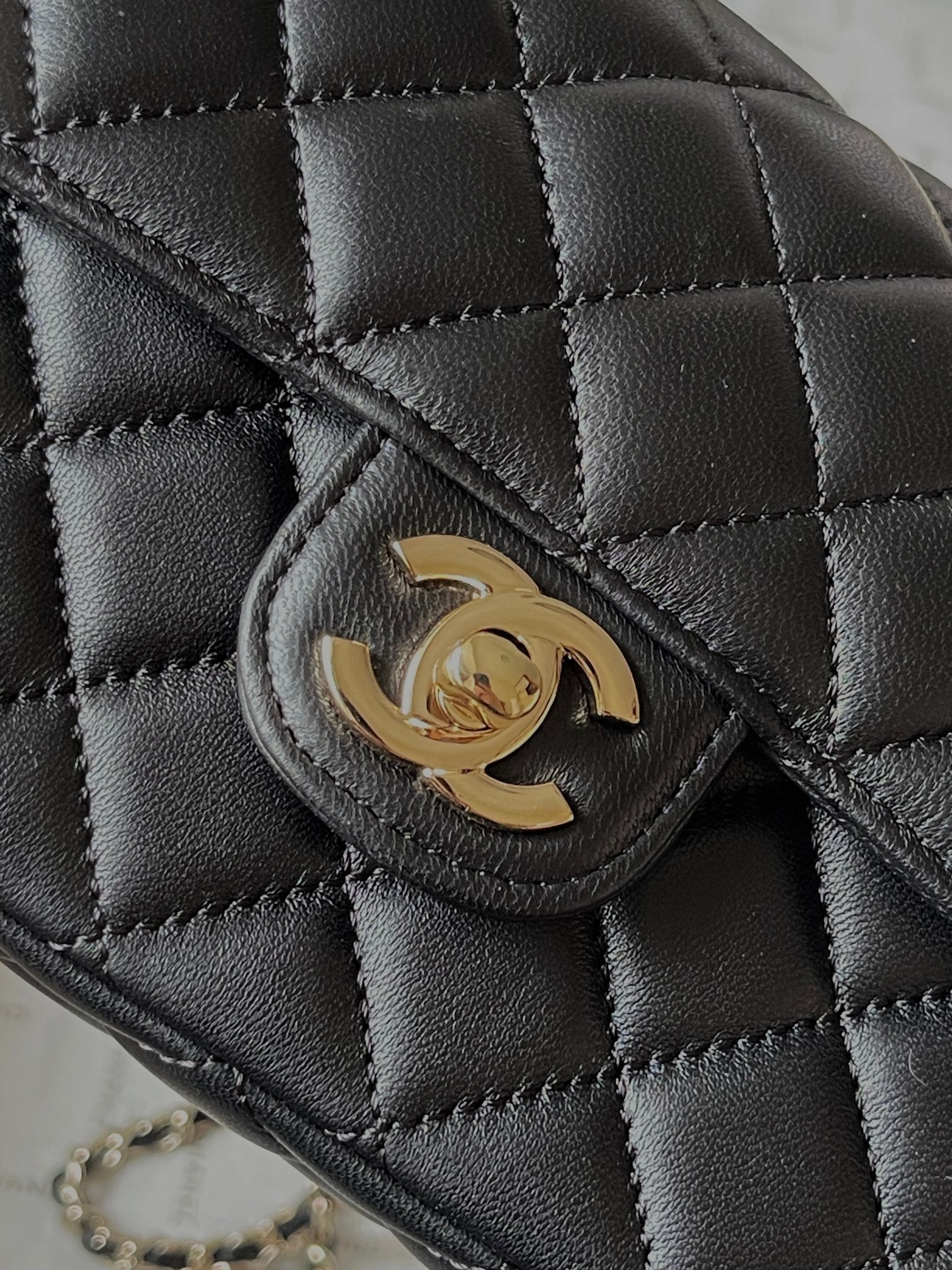 CHANEL MINI 18 FLAP BAG IN BLACK LAMBSKIN