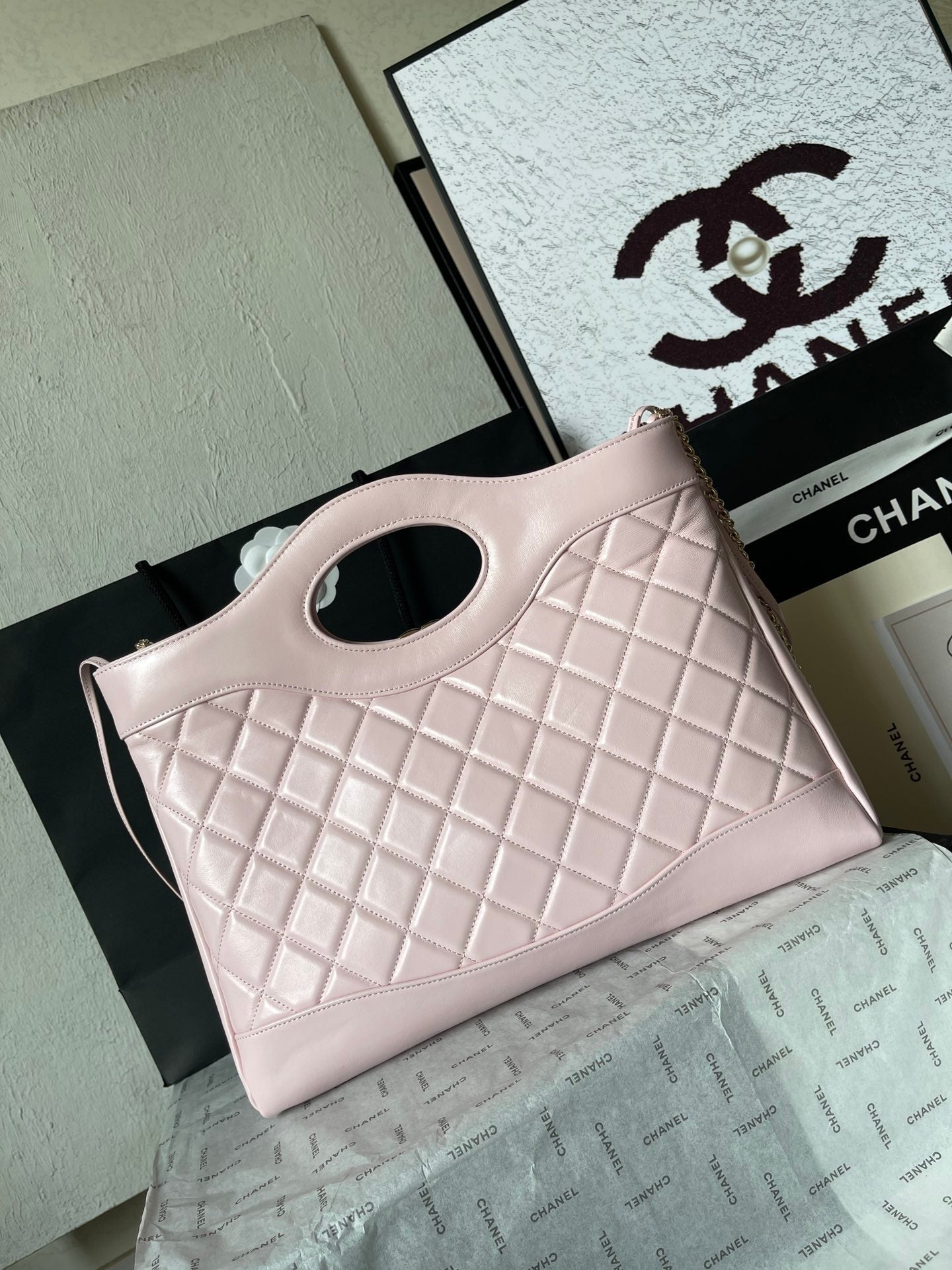 CHANEL MEDIUM 36 SHOPPING BAG IN LIGHT PINK CALFSKIN