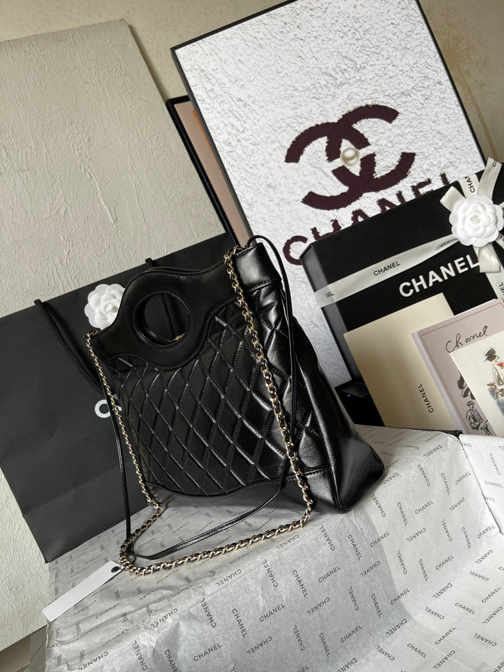 CHANEL MEDIUM 36 SHOPPING BAG IN BLACK CALFSKIN