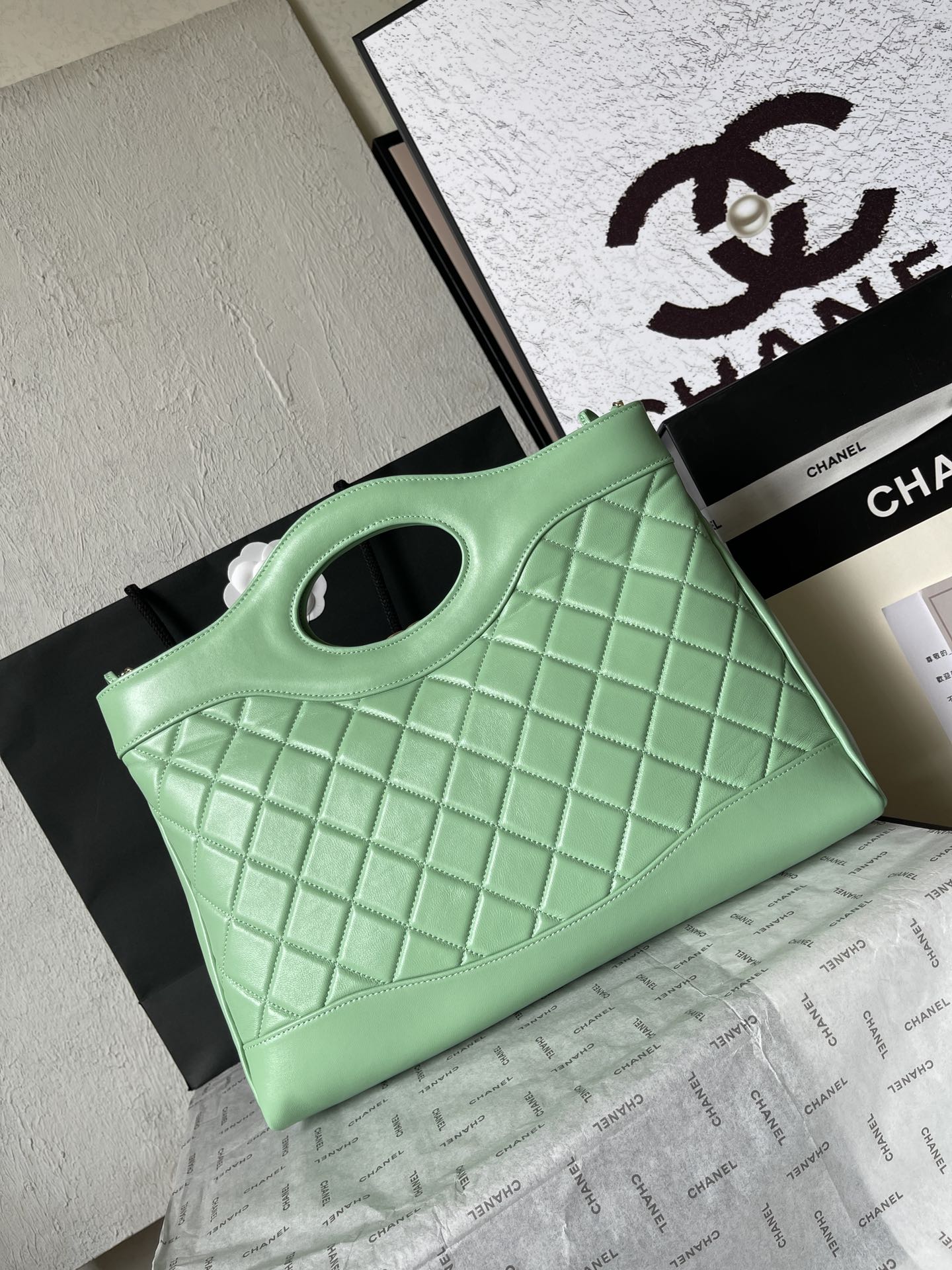 CHANEL MEDIUM 36 SHOPPING BAG IN GREEN MINT CALFSKIN