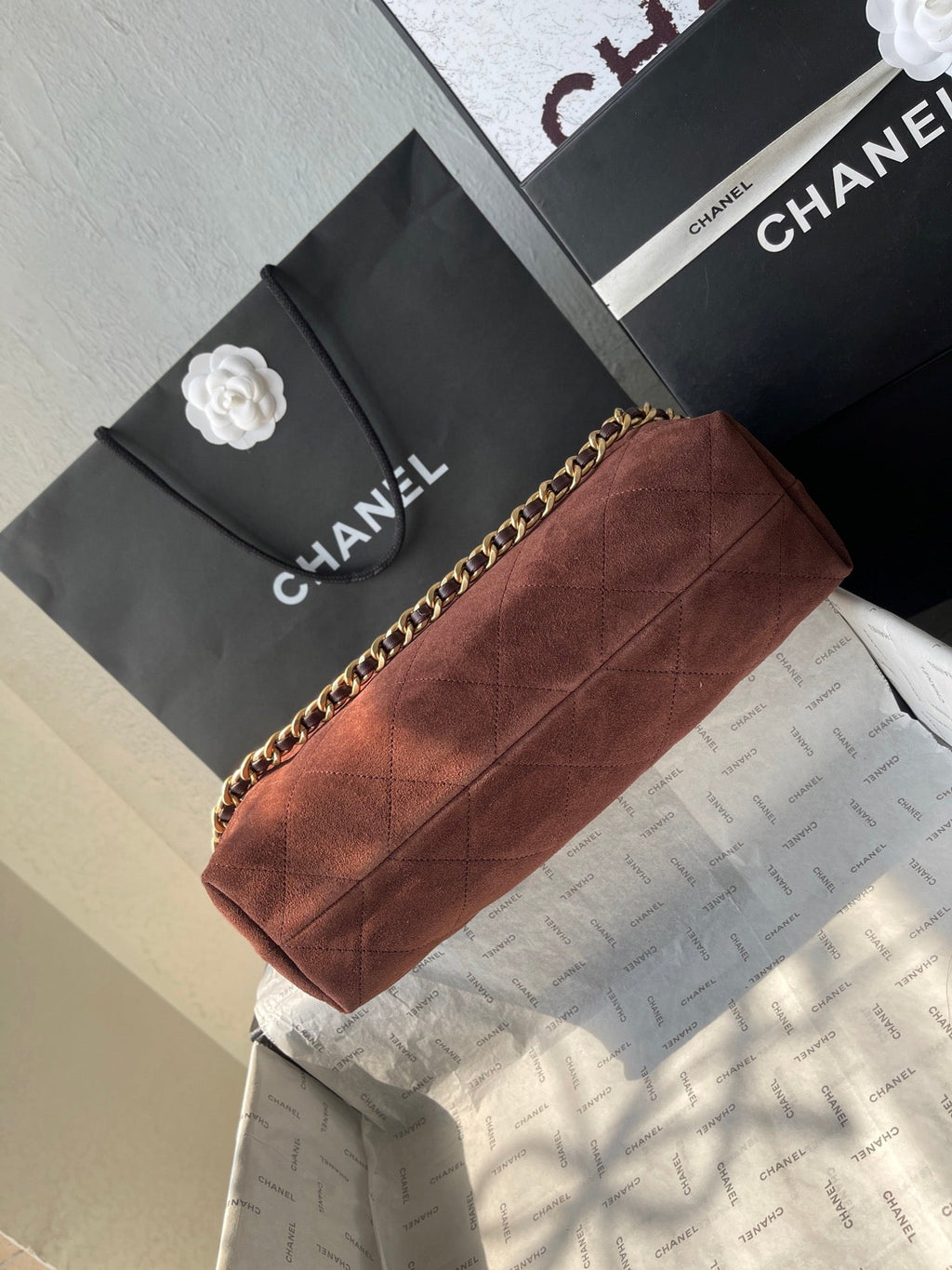 CHANEL 25S HOBO BAG 33 IN DARK BROWN SUEDE WITH GOLD HARDWARE