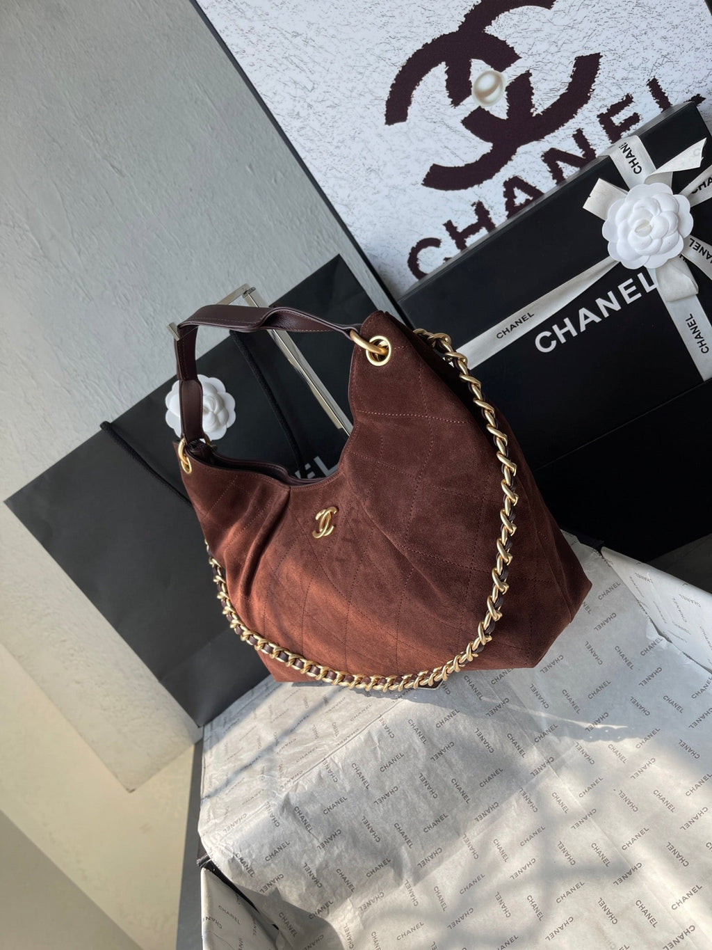 CHANEL 25S HOBO BAG 33 IN DARK BROWN SUEDE WITH GOLD HARDWARE