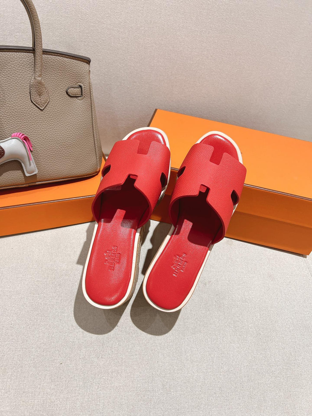 HERMES 25S HIGH WEDGE SANDALS IN RED LAMBSKIN STYLE 35