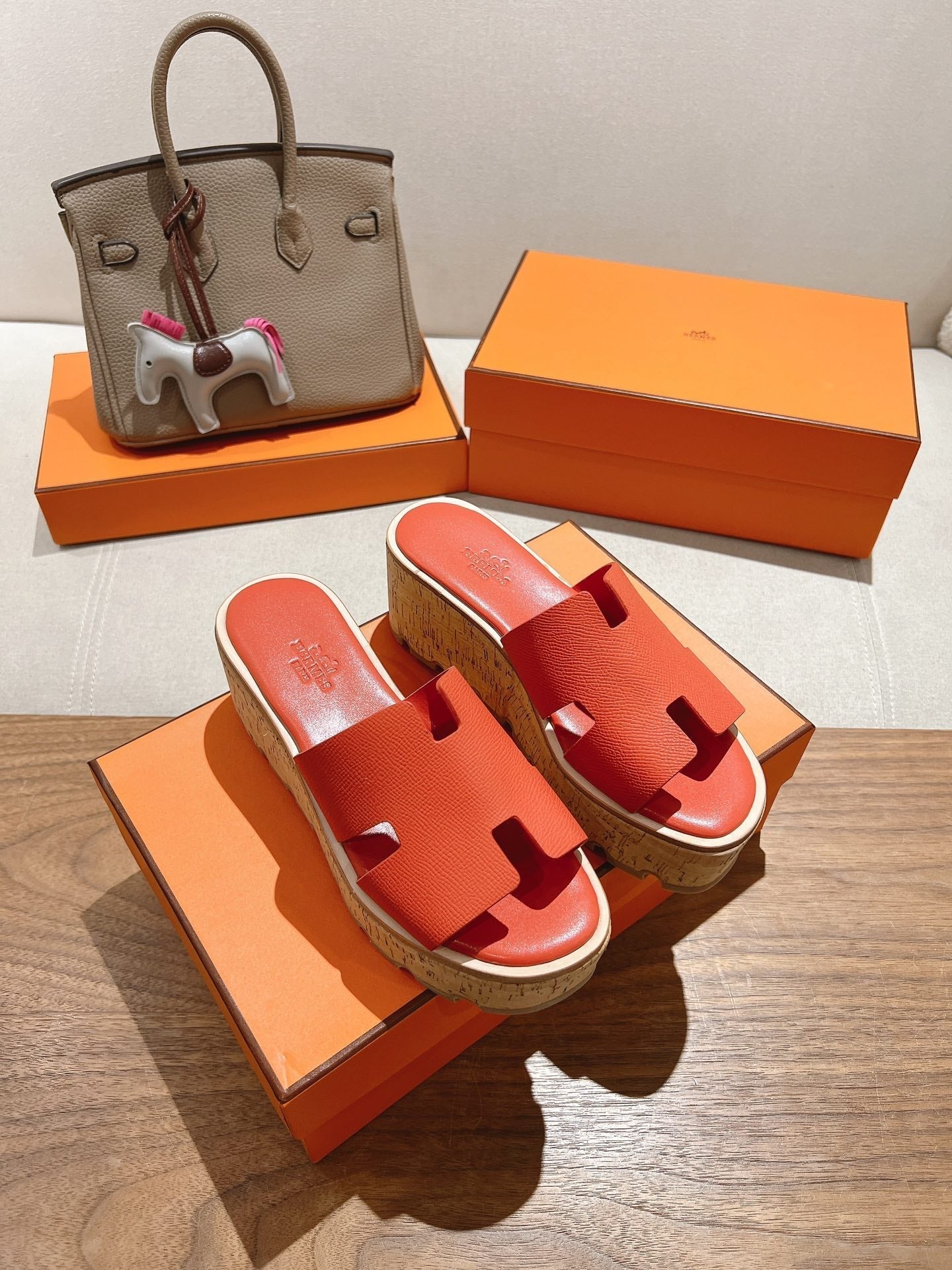 HERMES 25S HIGH WEDGE SANDALS IN DARK ORANGE LAMBSKIN STYLE 33