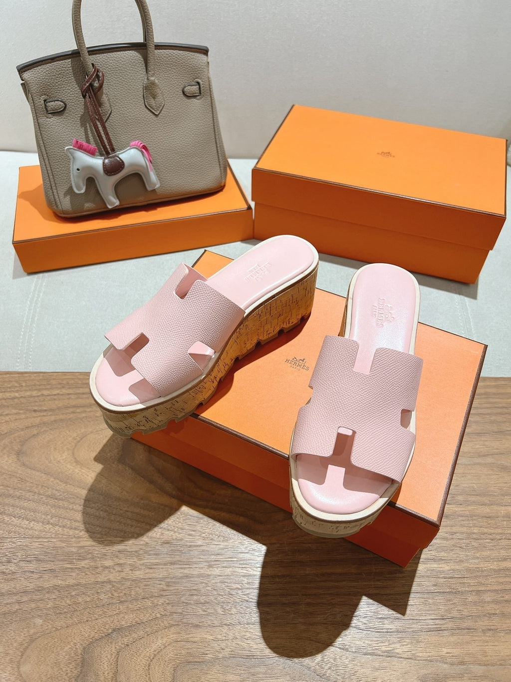 HERMES 25S HIGH WEDGE SANDALS IN PASTEL PINK LAMBSKIN STYLE 29