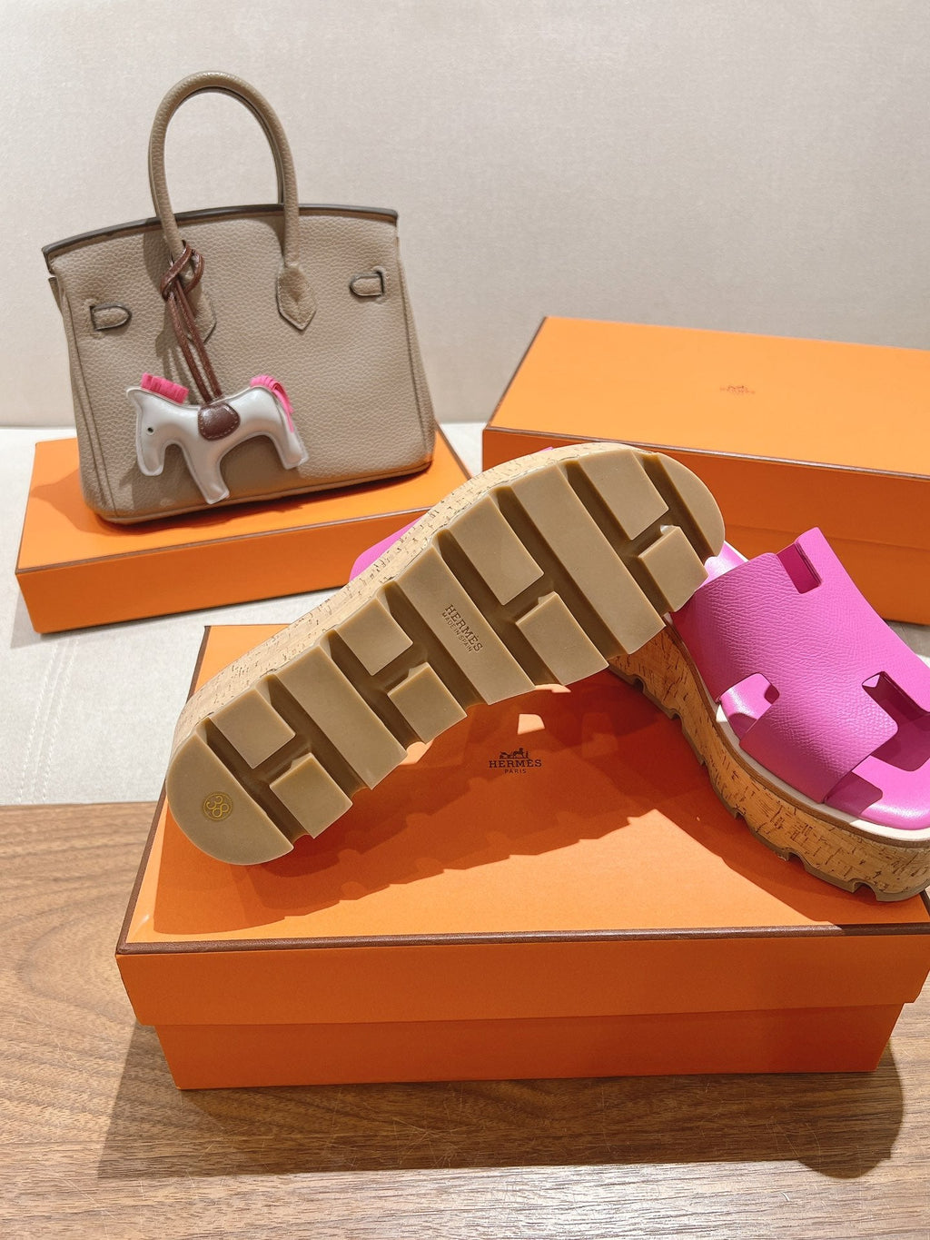 HERMES 25S HIGH WEDGE SANDALS IN PINK LAMBSKIN STYLE 24