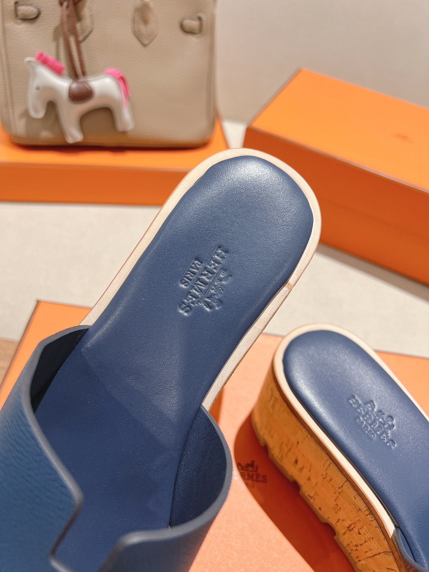 HERMES 25S HIGH WEDGE SANDALS IN DARK STEEL BLUE LAMBSKIN STYLE 18