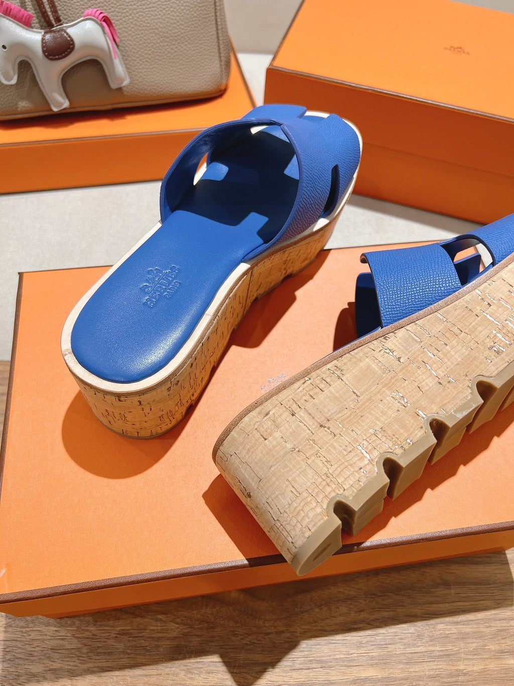 HERMES 25S HIGH WEDGE SANDALS IN COBALT BLUE LAMBSKIN STYLE 20