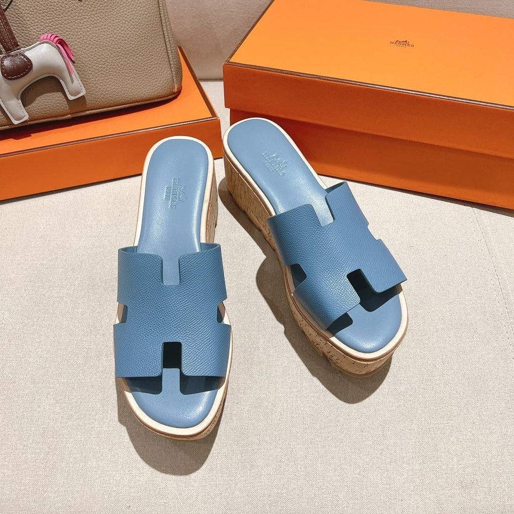HERMES 25S HIGH WEDGE SANDALS IN BLUE LAMBSKIN STYLE 10