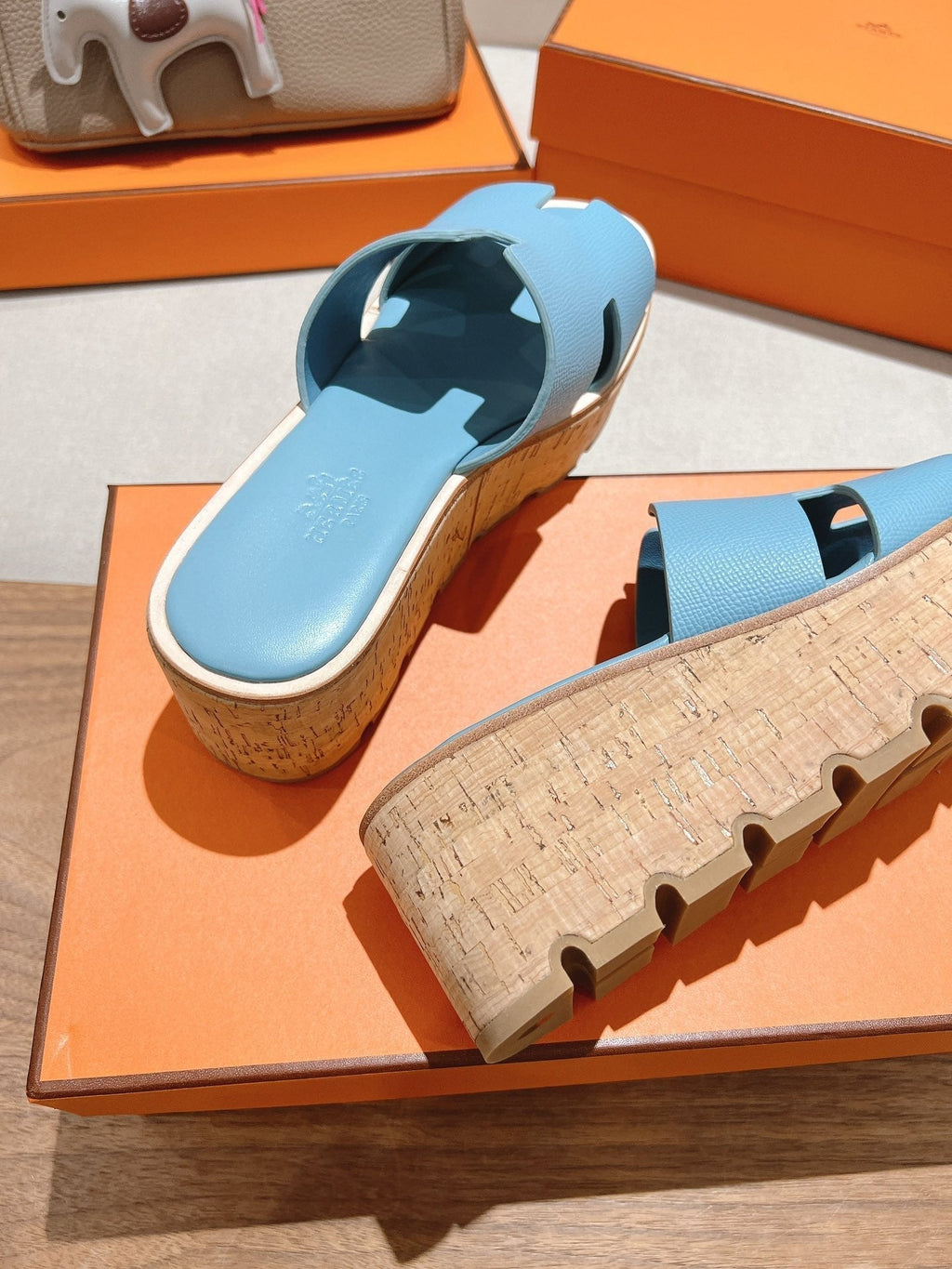 HERMES 25S HIGH WEDGE SANDALS IN SKY BLUE LAMBSKIN STYLE 8