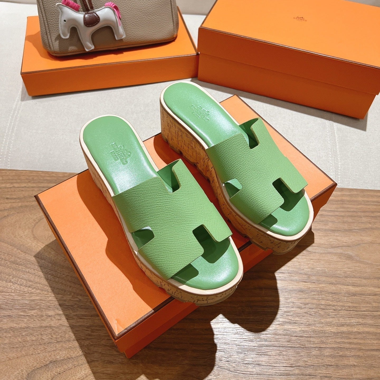 HERMES 25S HIGH WEDGE SANDALS IN LIGHT GREEN LAMBSKIN STYLE 1