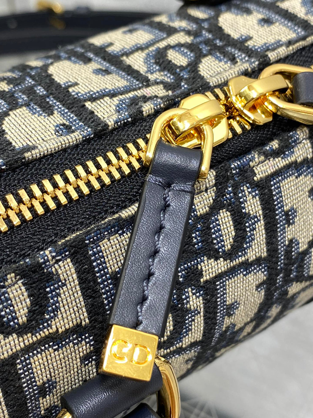 DIOR GROOVE MINI 17 BAG IN BLACK MIX BEIGE OBLIQUE MONOGRAM JACQUARD