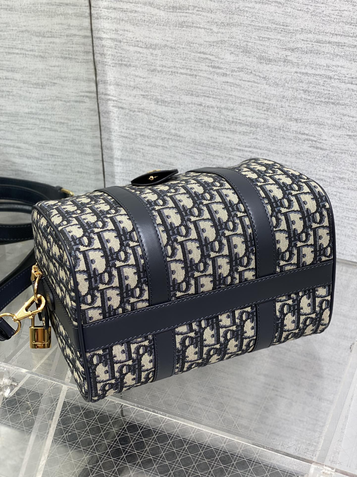 DIOR GROOVE 25 BAG IN BLACK MIX BEIGE OBLIQUE MONOGRAM JACQUARD