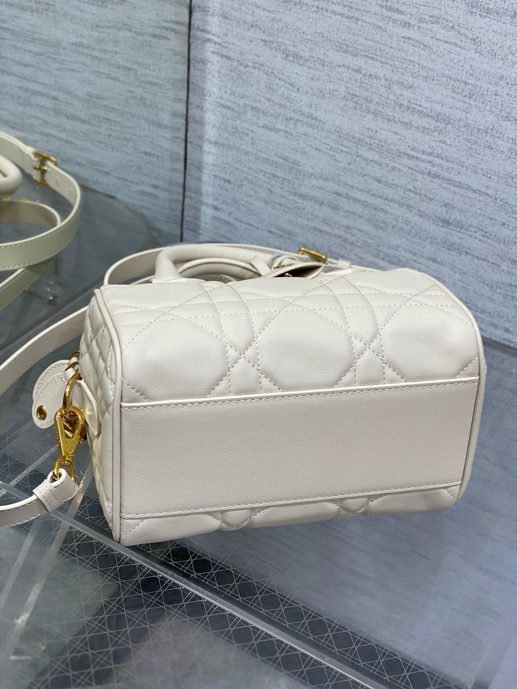 DIOR GROOVE 20 BAG IN WHITE CREAM LAMBSKIN