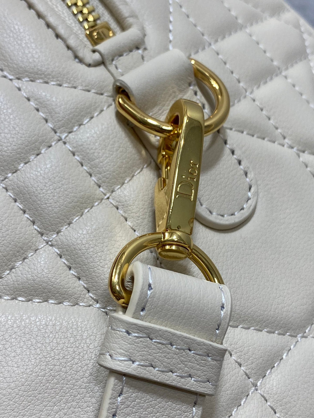 DIOR GROOVE 25 BAG IN WHITE CREAM LAMBSKIN