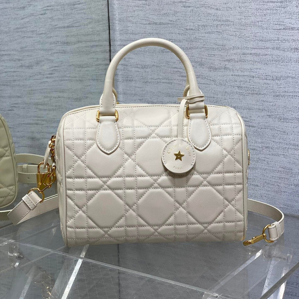 DIOR GROOVE 25 BAG IN WHITE CREAM LAMBSKIN