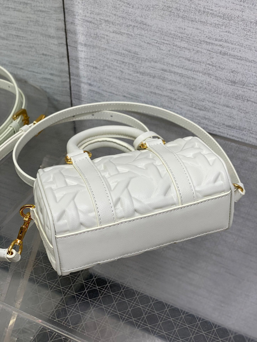 DIOR GROOVE 17 BAG IN WHITE MACROCANNAGE CALFSKIN WITH GOLD HARDWARE