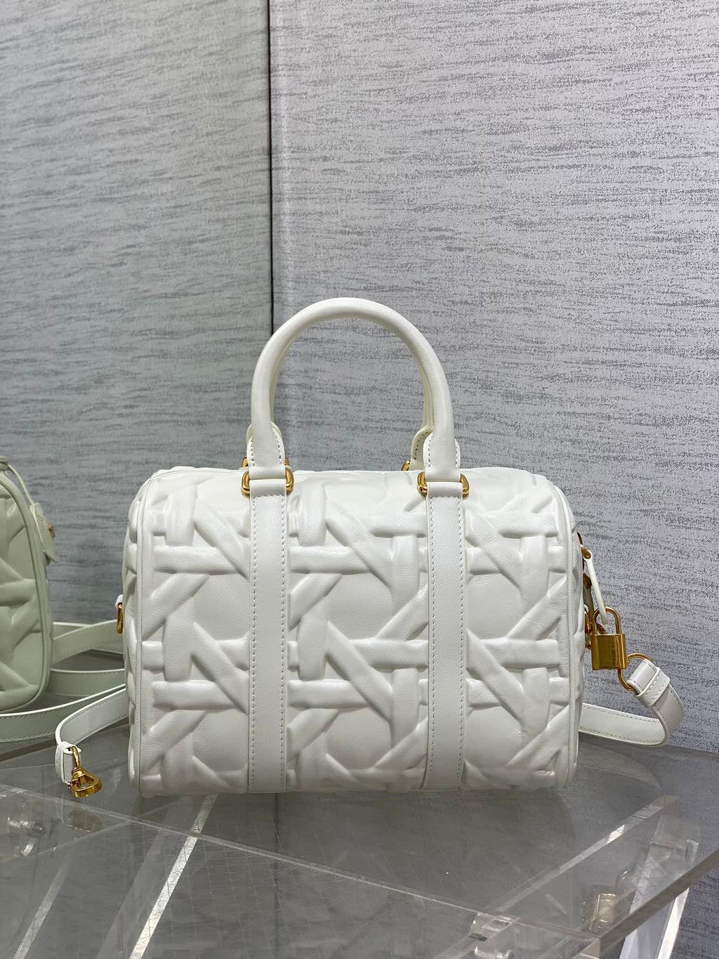 DIOR GROOVE 25 BAG IN WHITE MACROCANNAGE CALFSKIN WITH GOLD HARDWARE