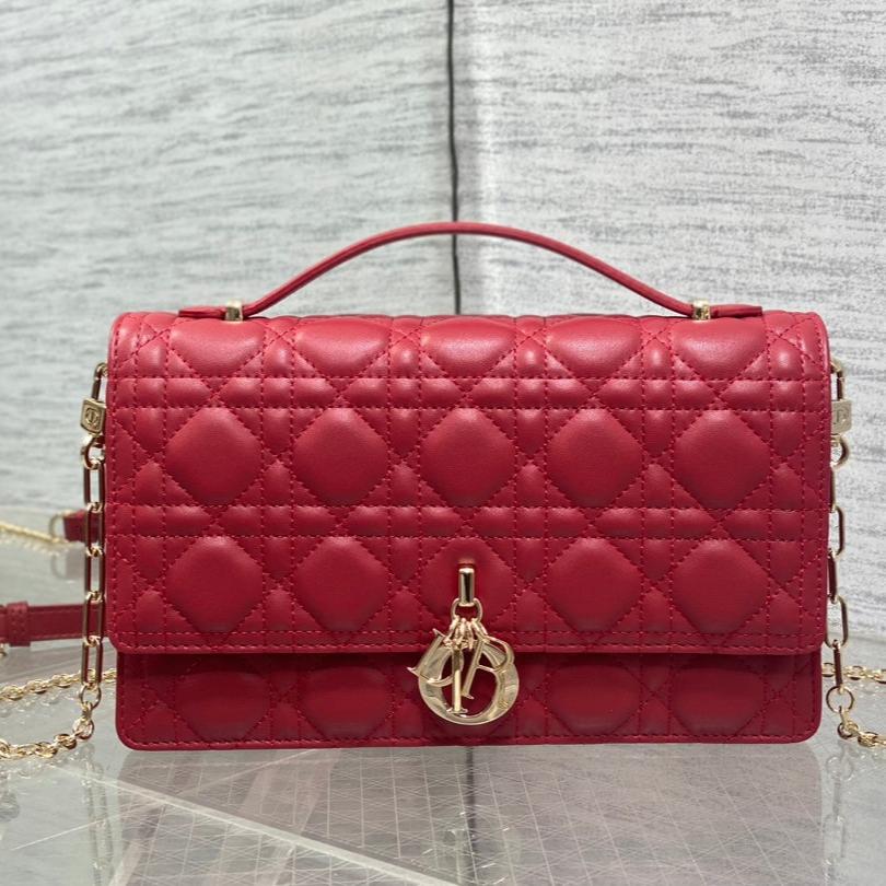 DIOR MINI BAG 24 IN RUBBY RED PATENT CANNAGE CALFSKIN